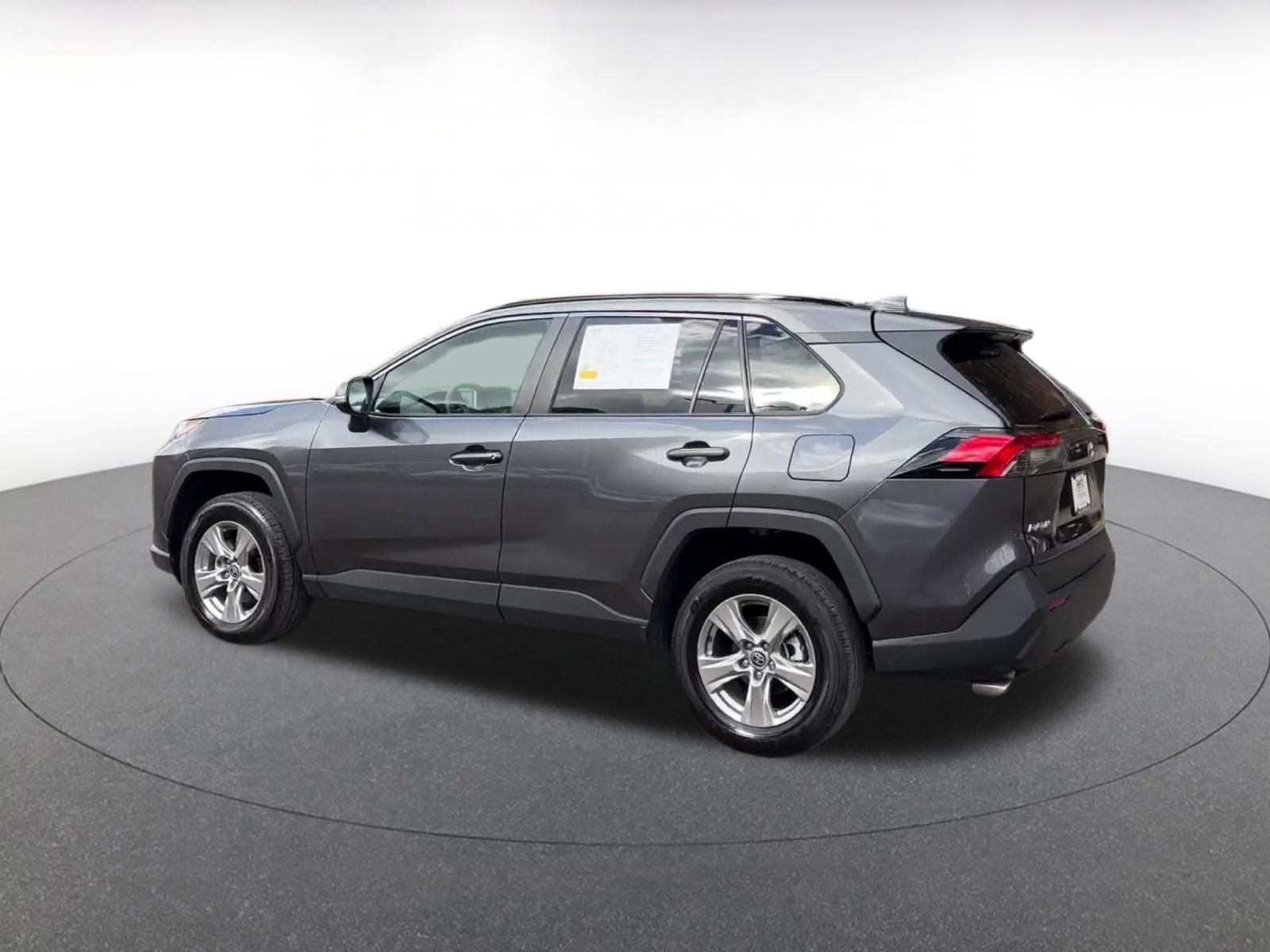 Thumbnail: 2025 Toyota RAV4 - 10