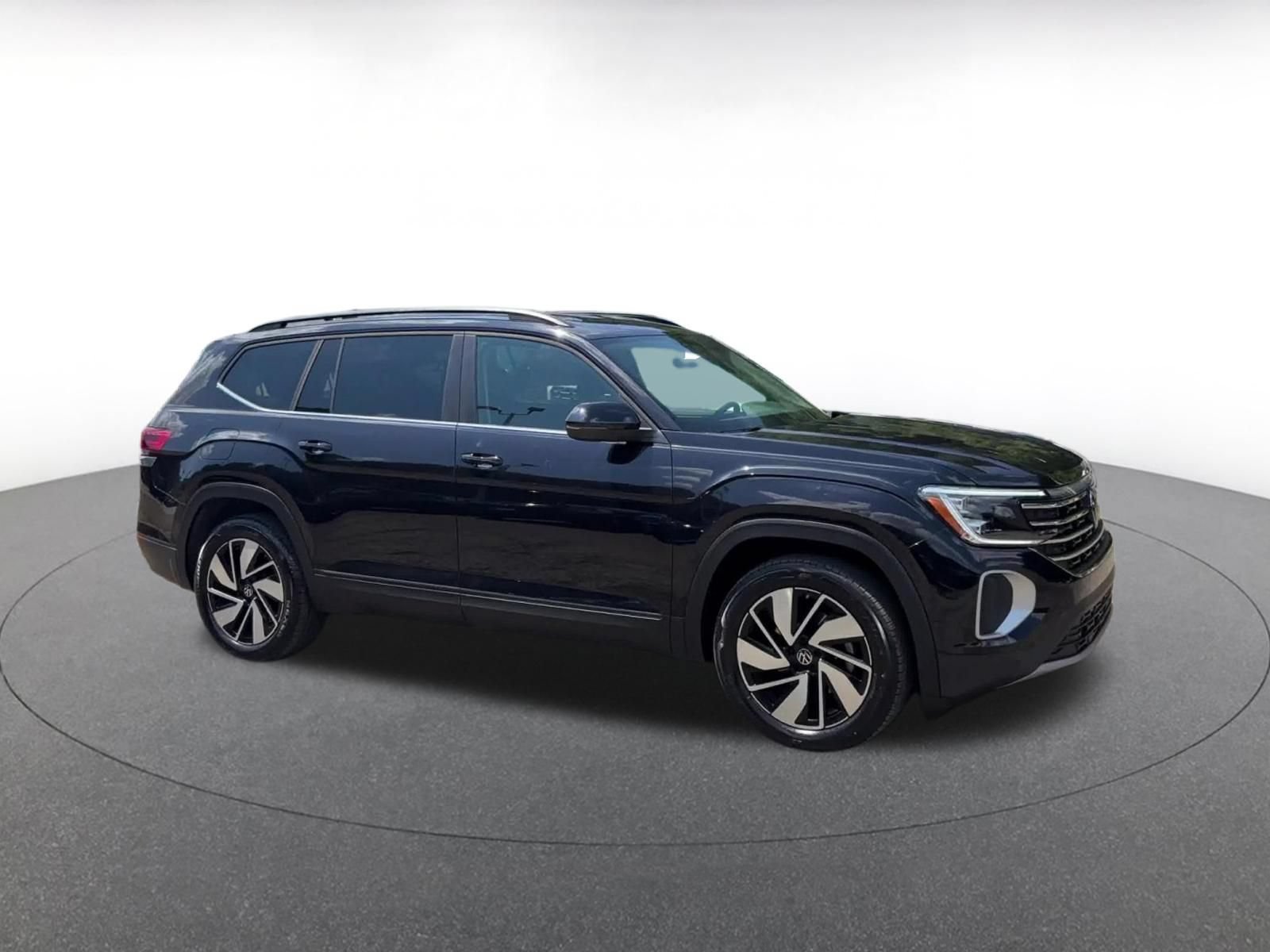 Thumbnail: 2026 Volkswagen Atlas - 2