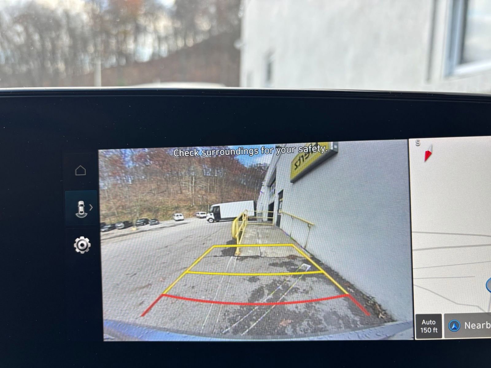 Thumbnail: 2025 Hyundai Elantra - 17