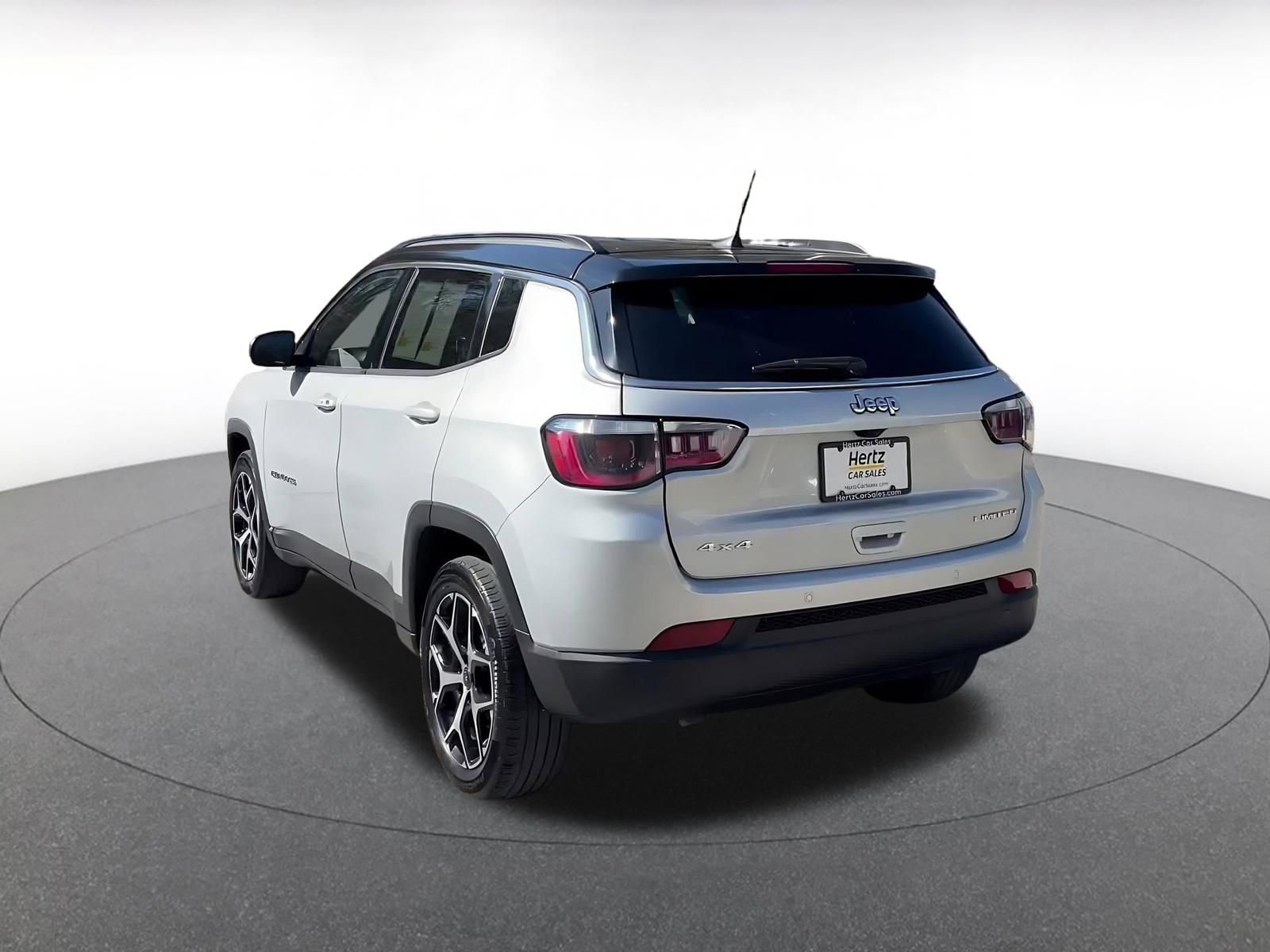 Thumbnail: 2025 Jeep Compass - 11