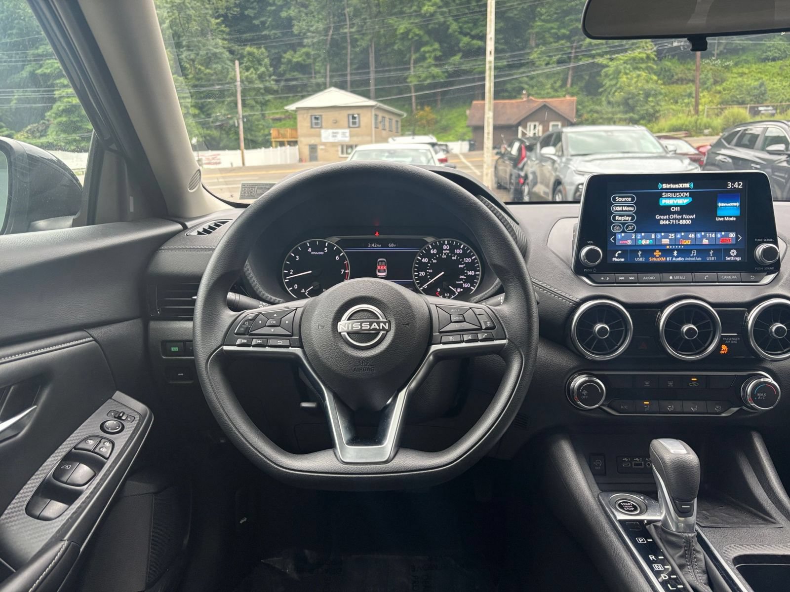 Thumbnail: 2025 Nissan Sentra - 33