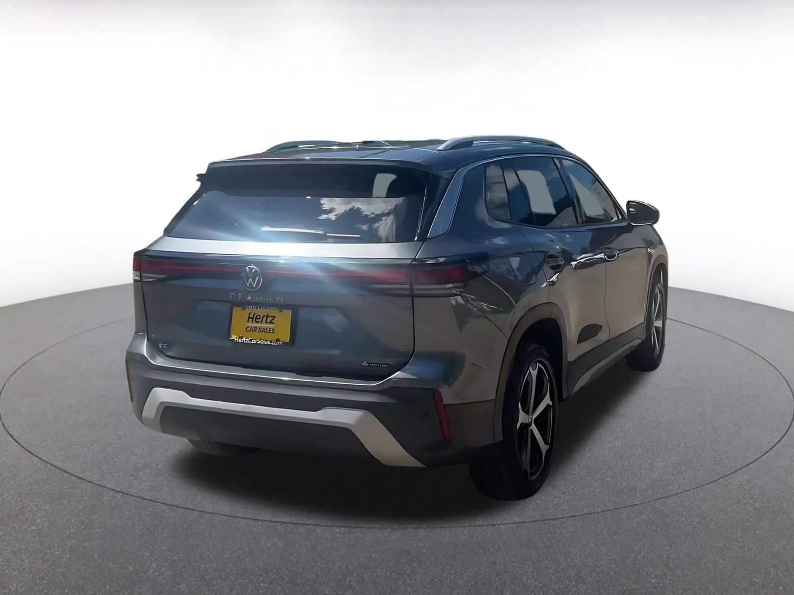 Thumbnail: 2026 Volkswagen Tiguan - 13