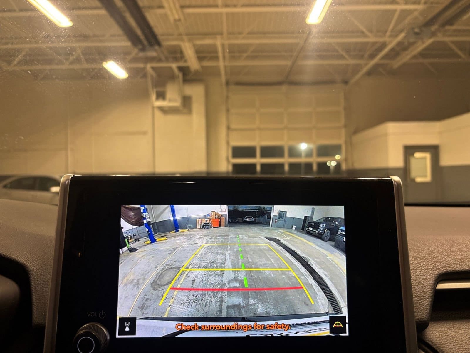 Thumbnail: 2025 Toyota RAV4 - 17