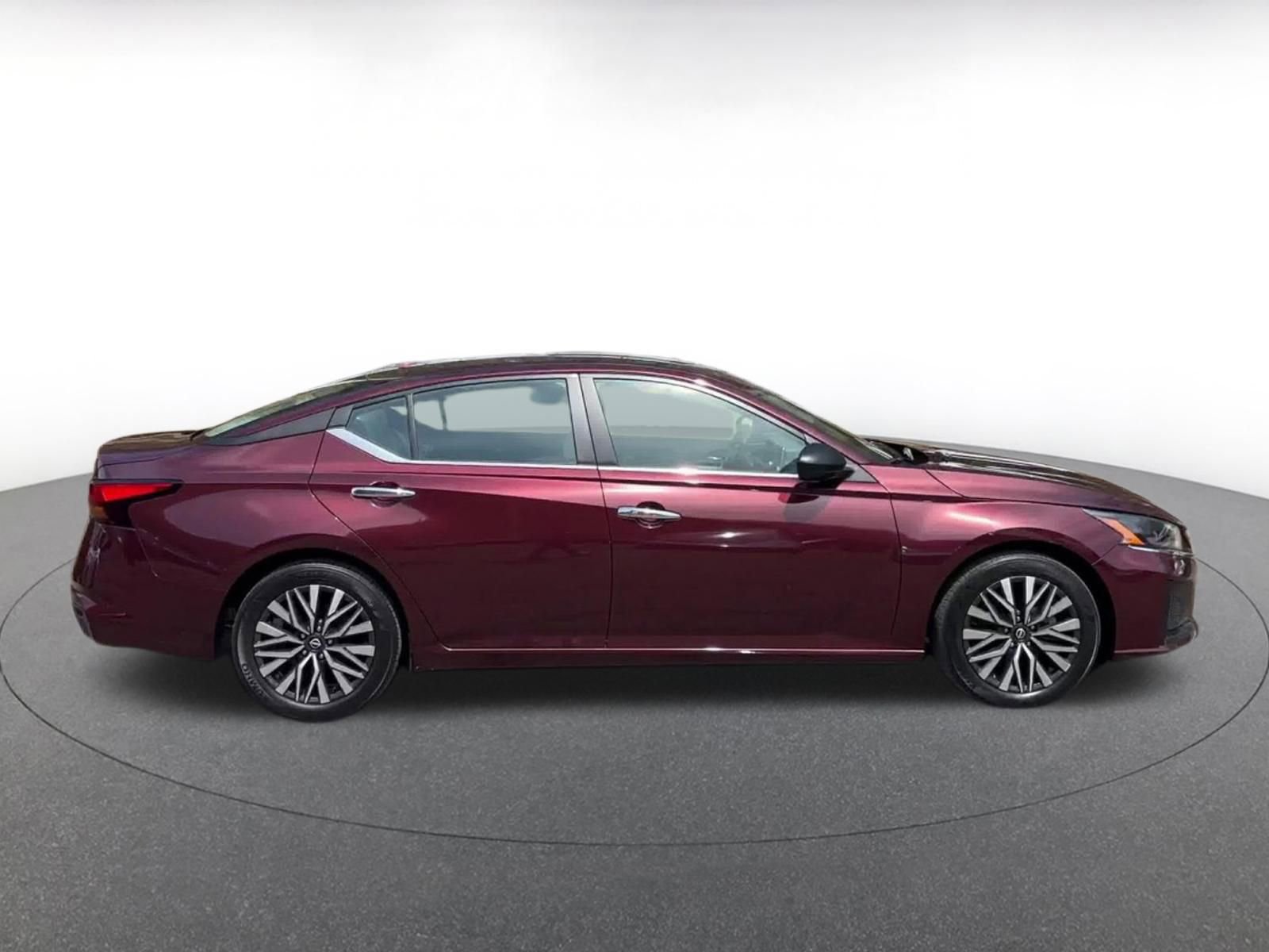 Thumbnail: 2025 Nissan Altima - 16