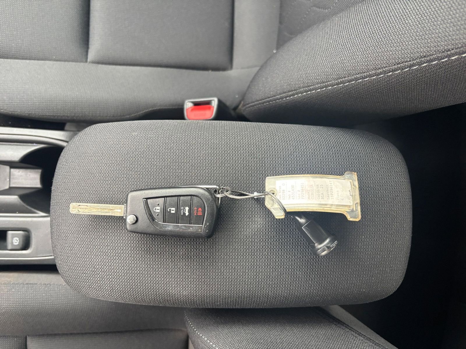 Thumbnail: 2025 Toyota Corolla - 21