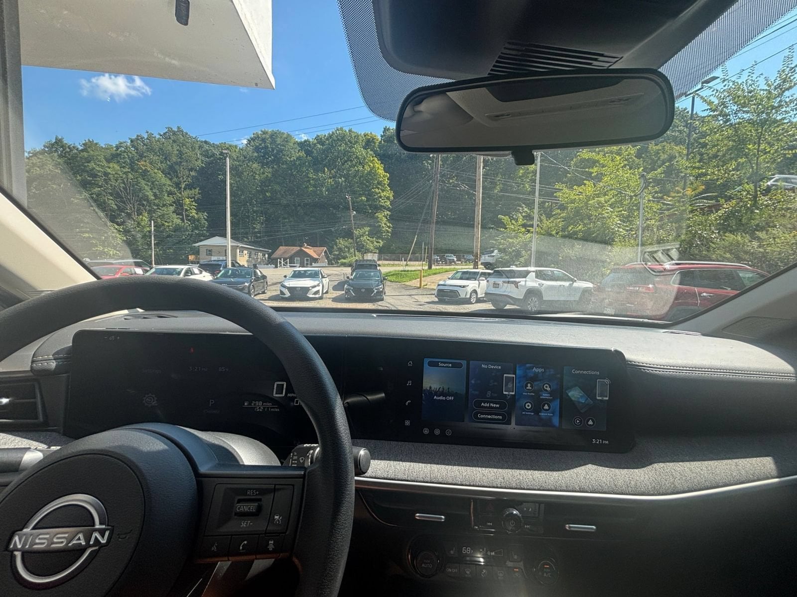 Thumbnail: 2026 Nissan Kicks - 29