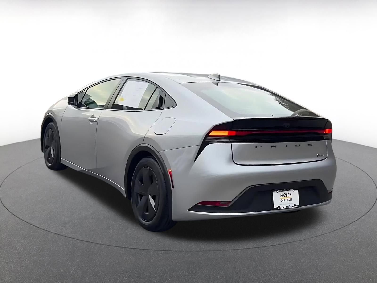 Thumbnail: 2025 Toyota Prius - 11