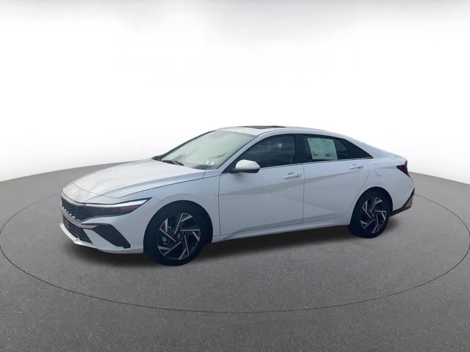 Thumbnail: 2025 Hyundai Elantra - 8