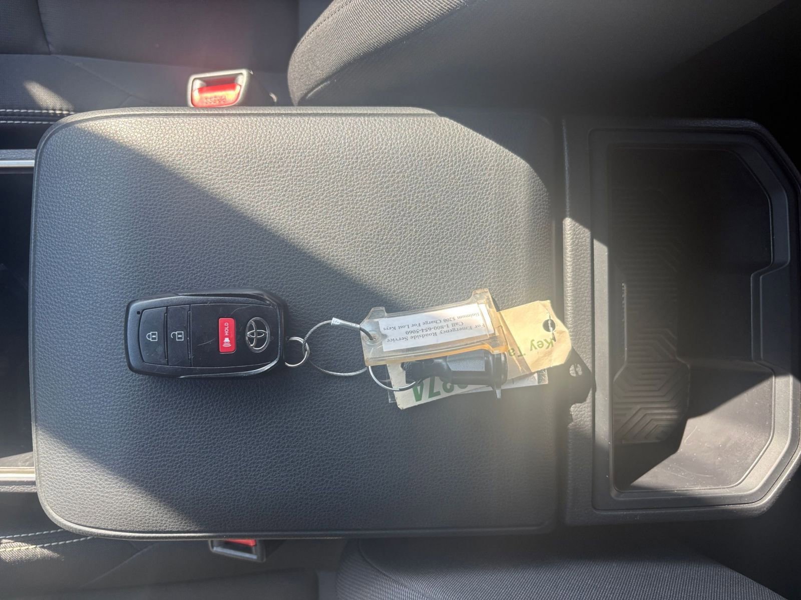 Thumbnail: 2024 Toyota Tacoma - 21