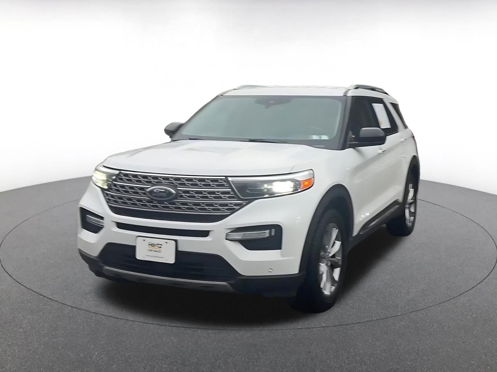 Thumbnail: 2023 Ford Explorer - 7