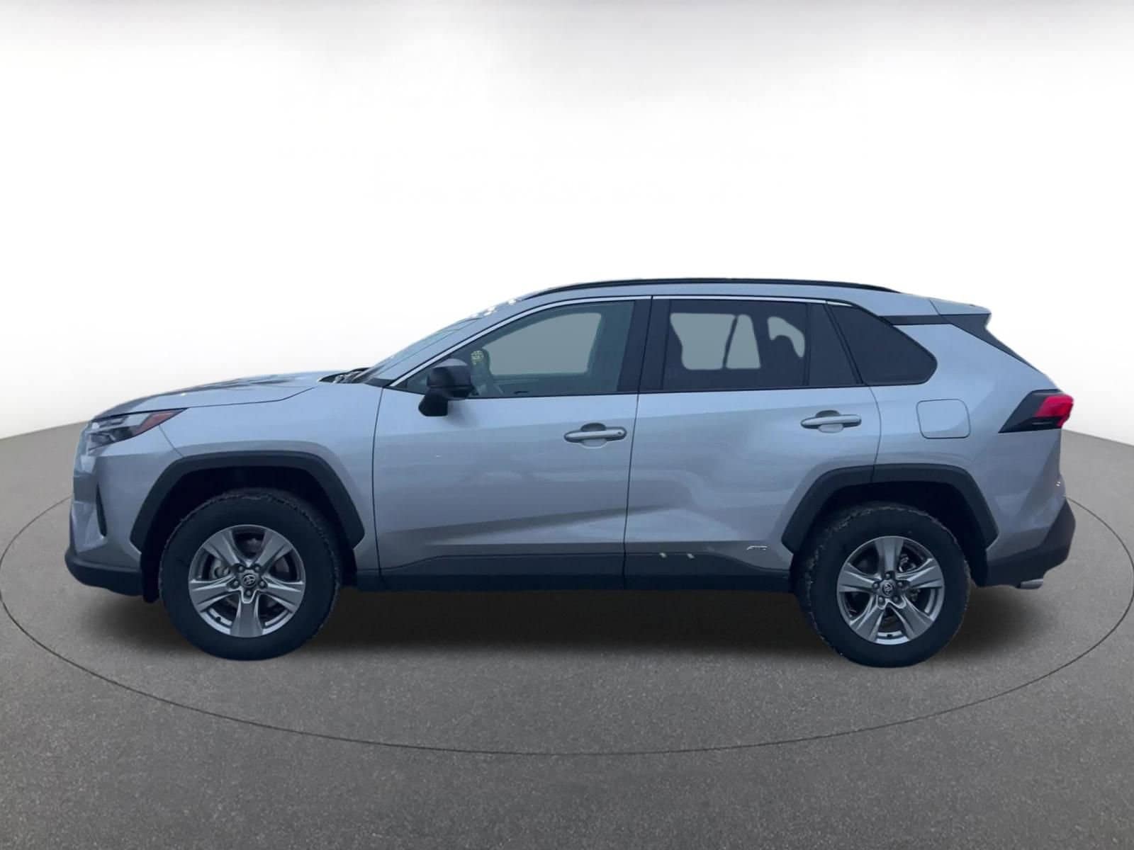 Thumbnail: 2025 Toyota RAV4 - 9