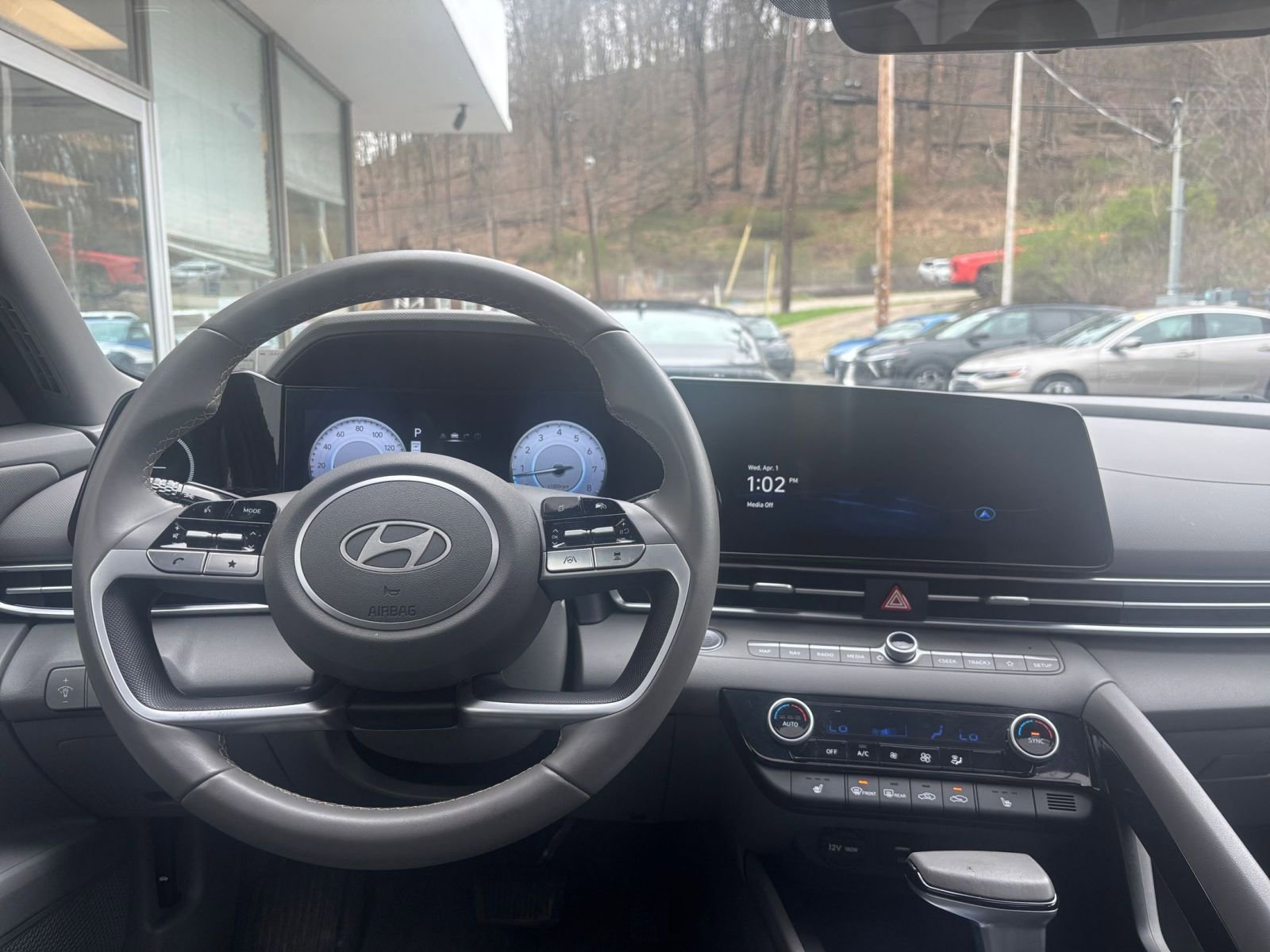 Thumbnail: 2025 Hyundai Elantra - 34