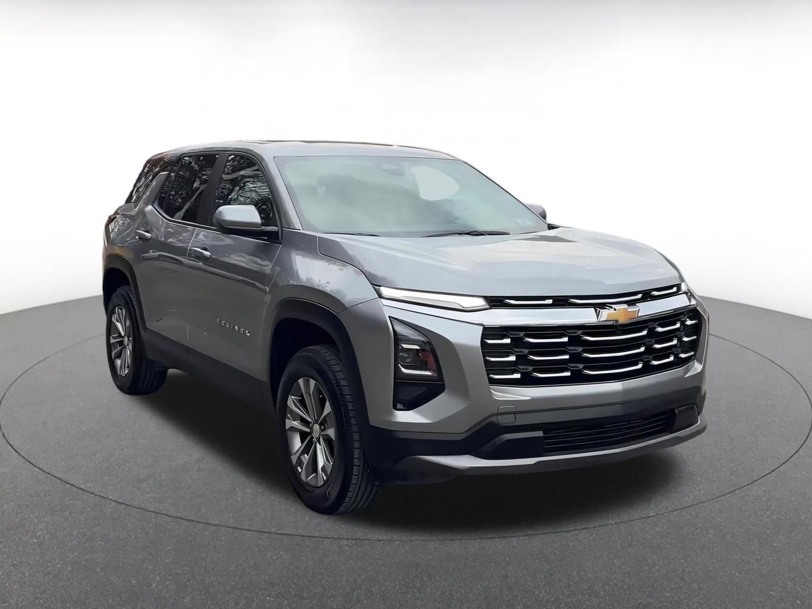 Thumbnail: 2025 Chevrolet Equinox - 3