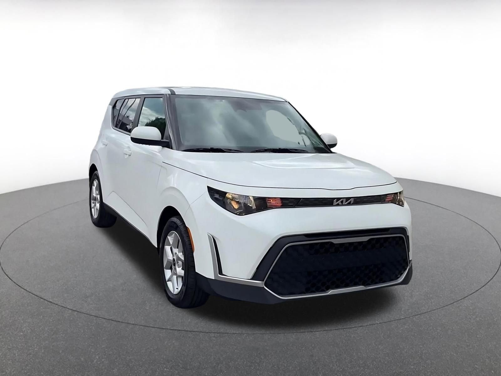 Thumbnail: 2025 Kia Soul - 3
