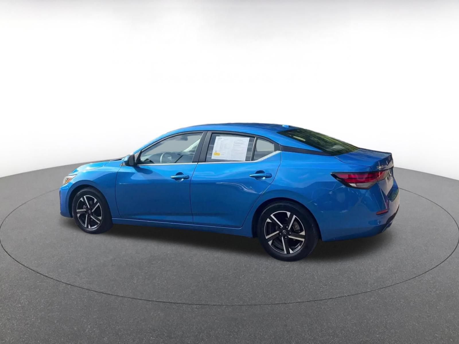 Thumbnail: 2025 Nissan Sentra - 10