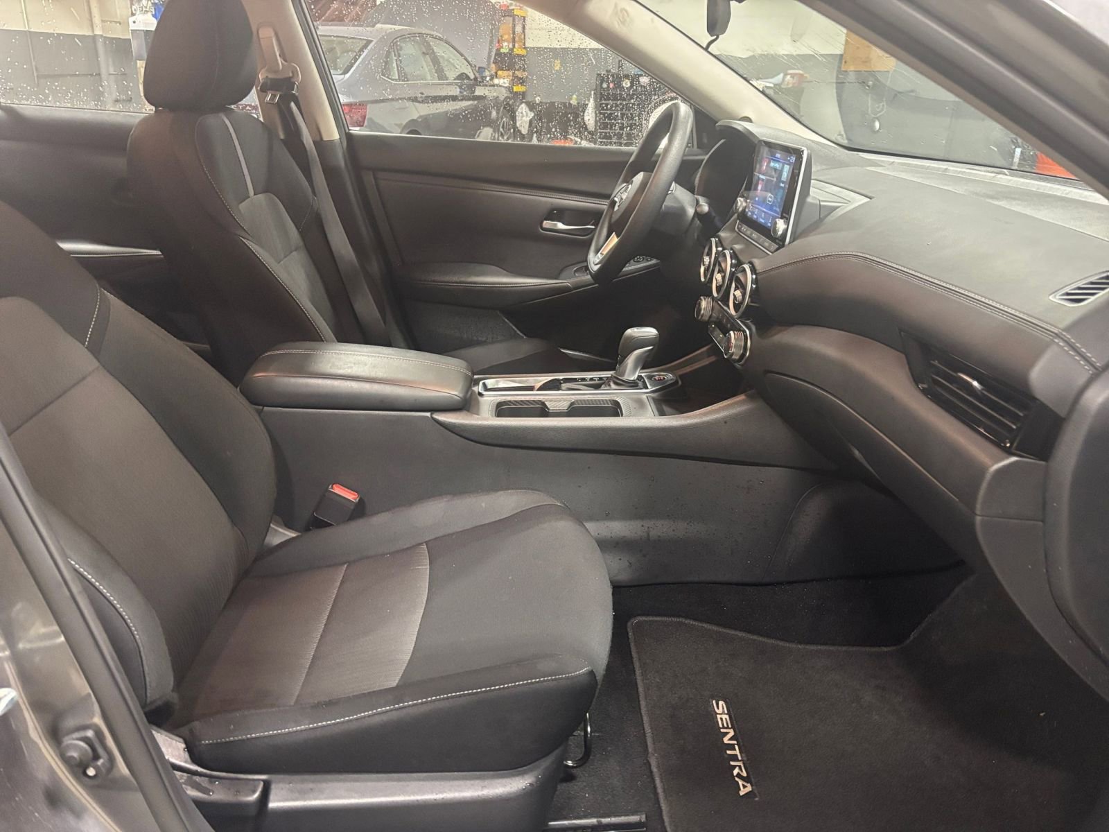 Thumbnail: 2025 Nissan Sentra - 25