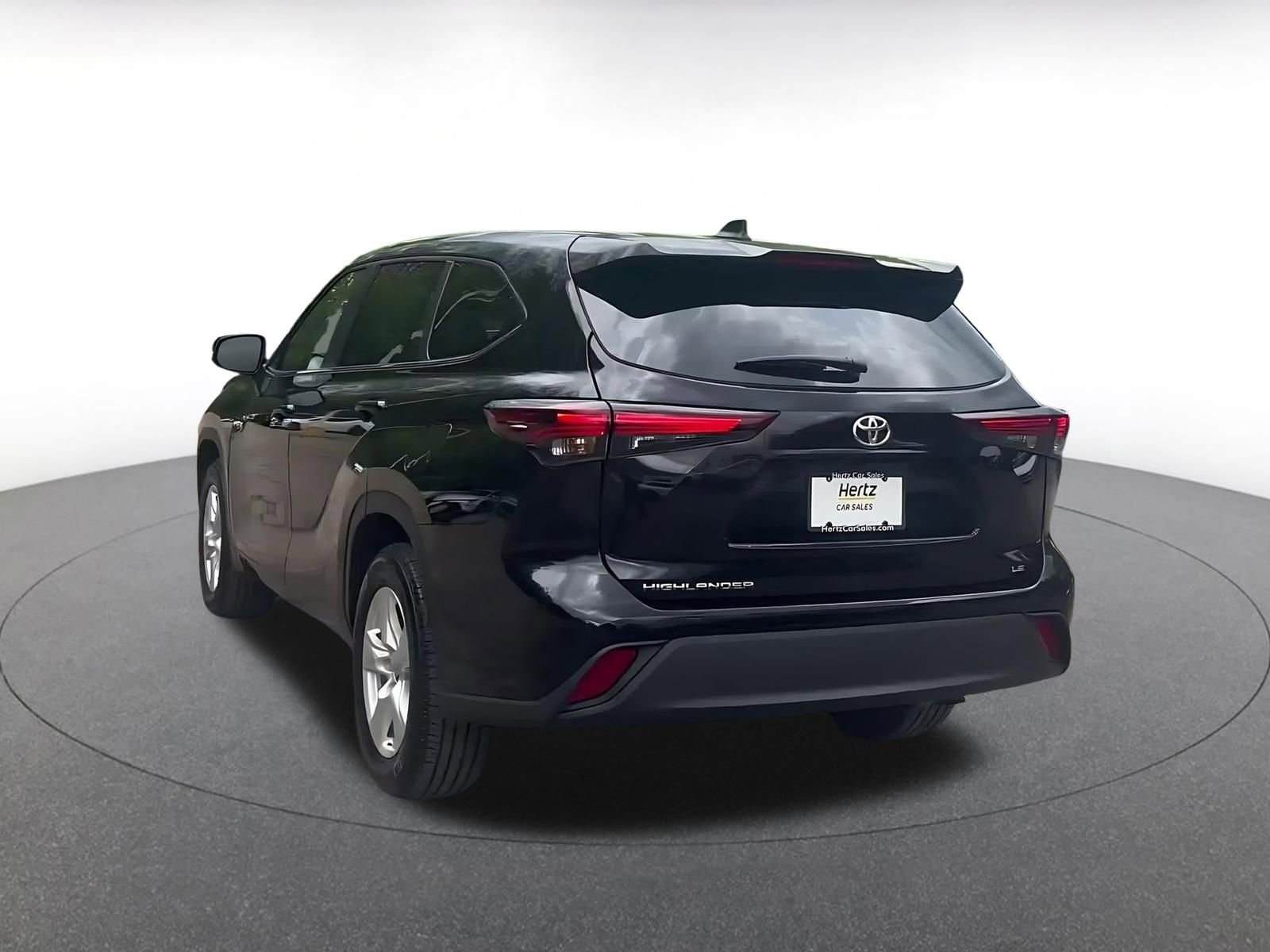 Thumbnail: 2025 Toyota Highlander - 11