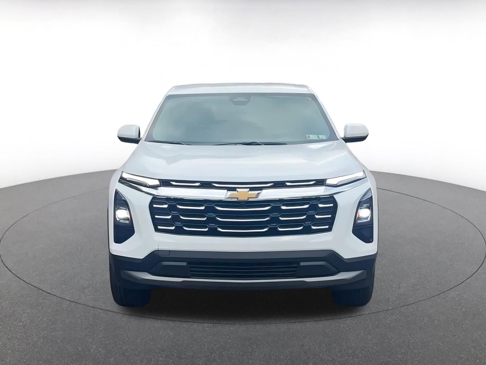 Thumbnail: 2025 Chevrolet Equinox - 4