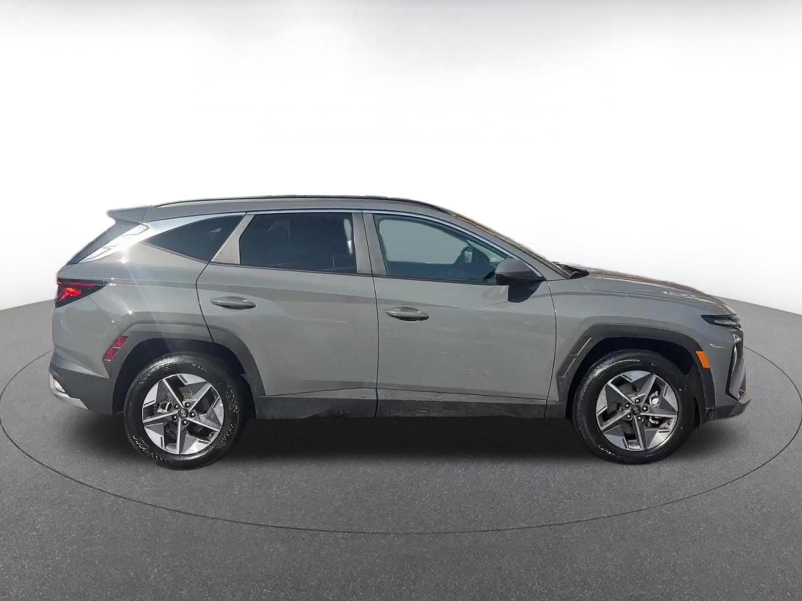 Thumbnail: 2025 Hyundai Tucson - 16