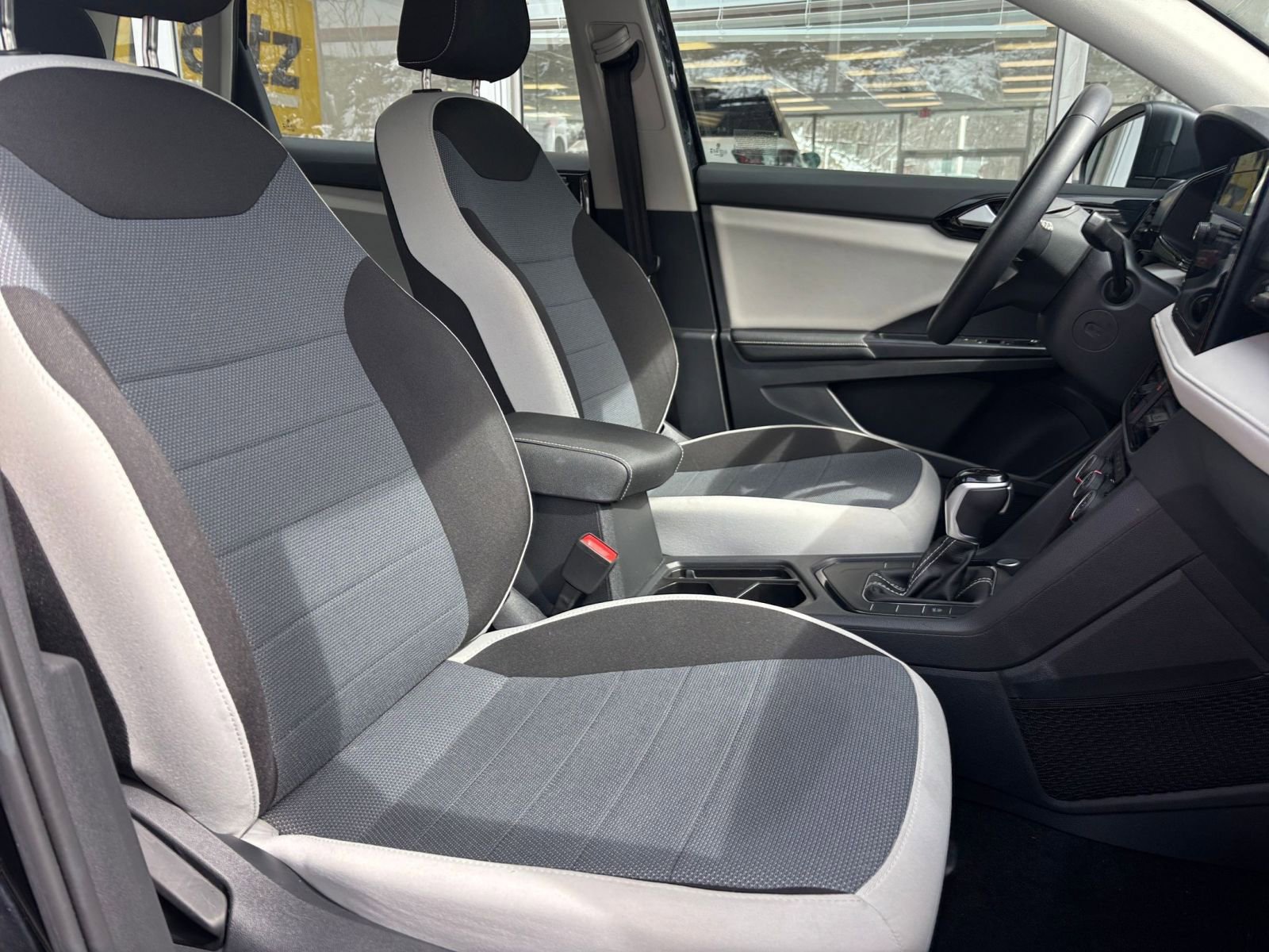 Thumbnail: 2025 Volkswagen Taos - 25