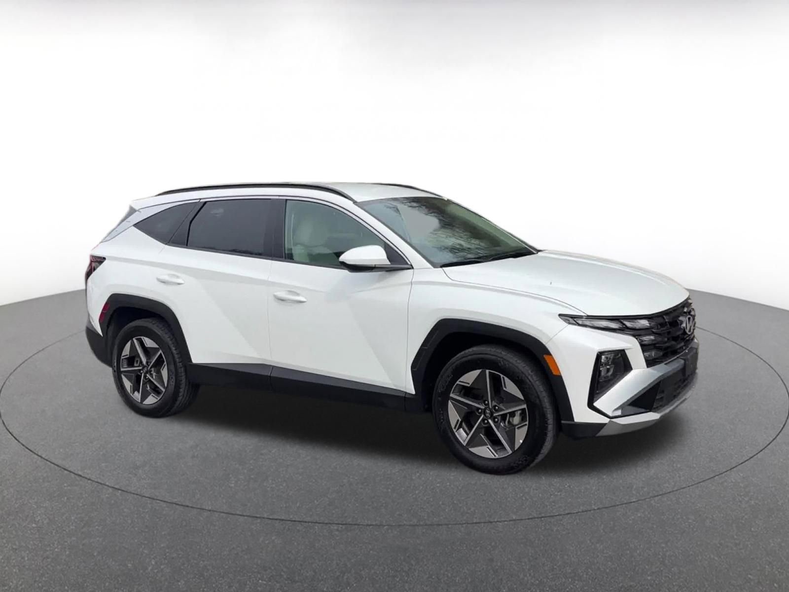Thumbnail: 2025 Hyundai Tucson - 2