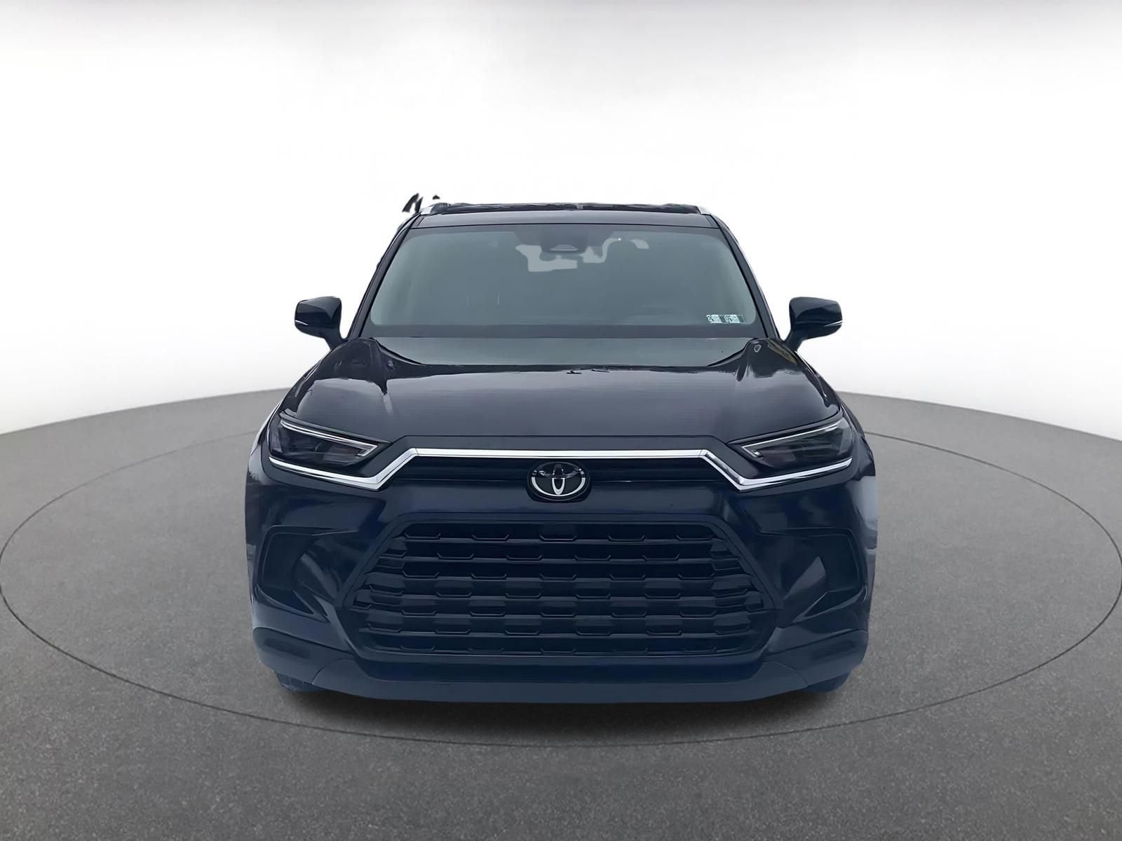 Thumbnail: 2025 Toyota Grand Highlander - 4