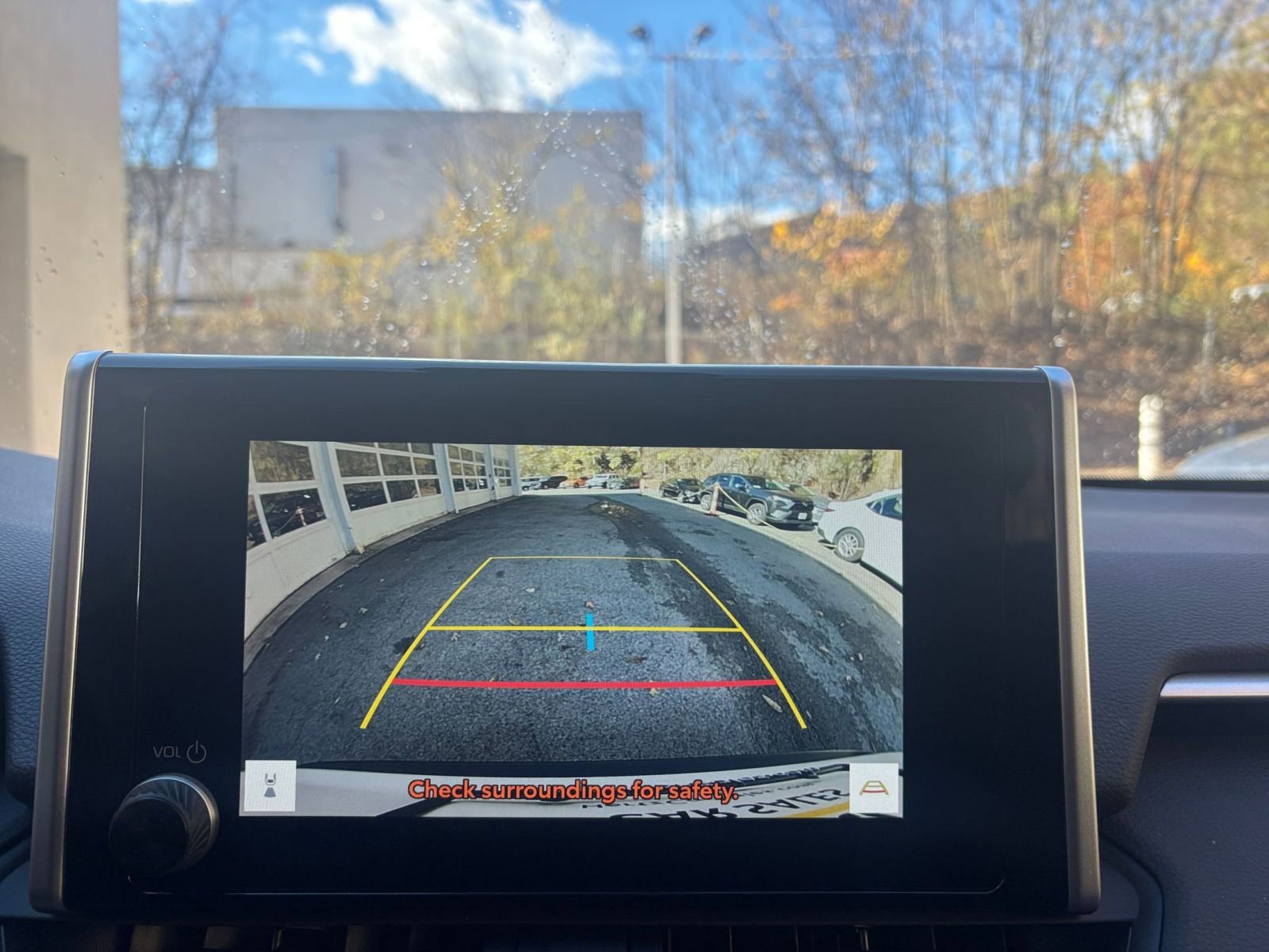 Thumbnail: 2025 Toyota RAV4 - 17