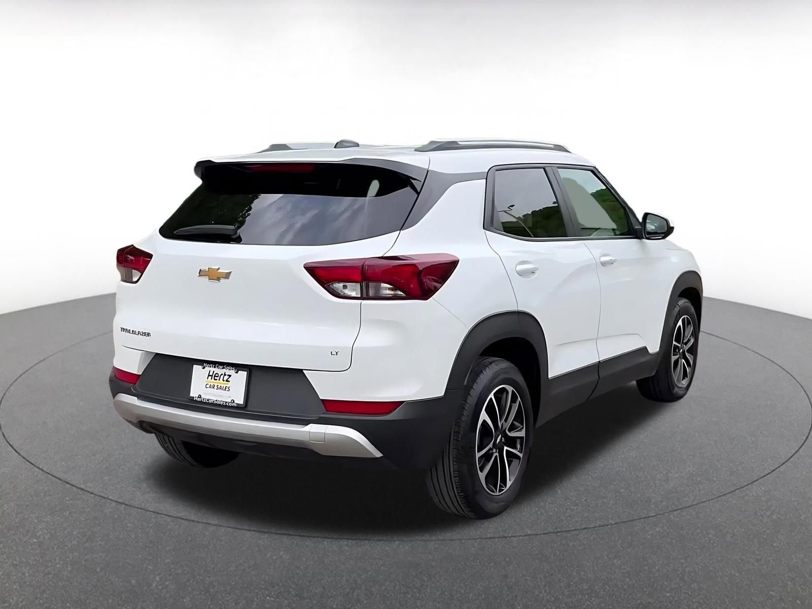 Thumbnail: 2025 Chevrolet TrailBlazer - 15