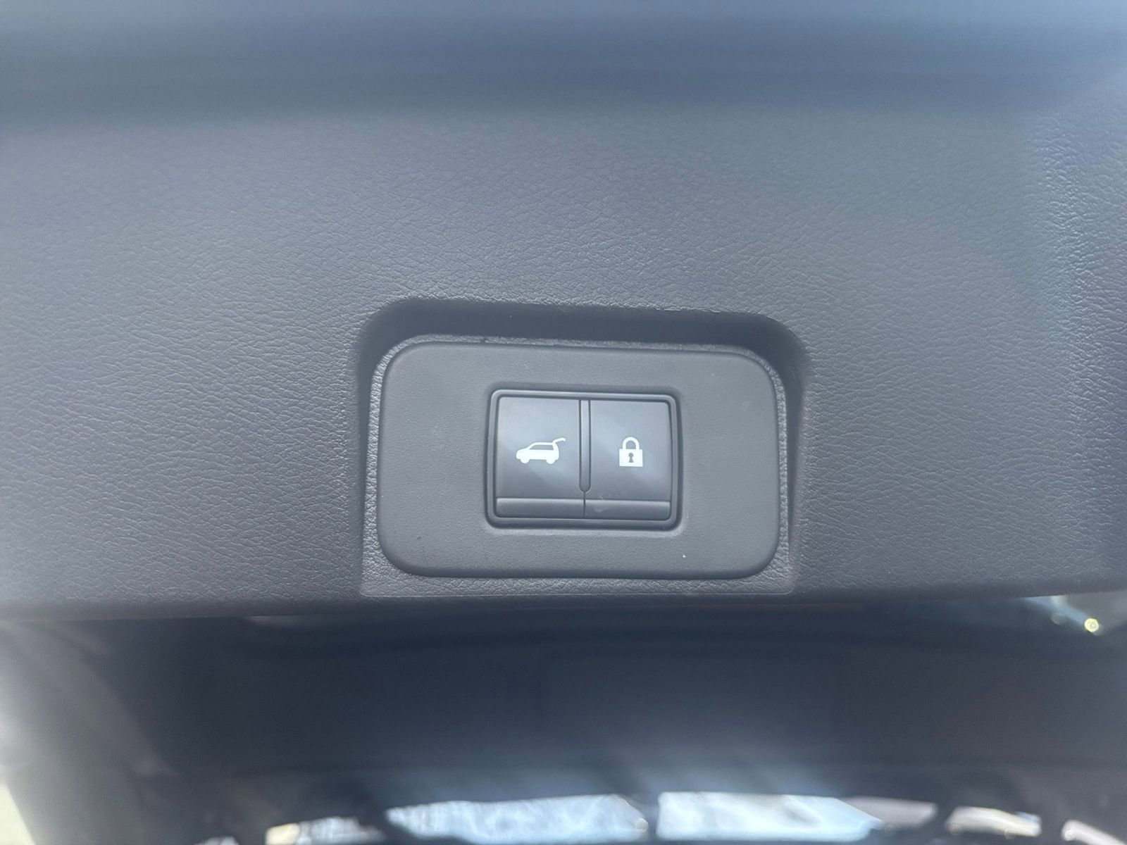 Thumbnail: 2025 Nissan Rogue - 23