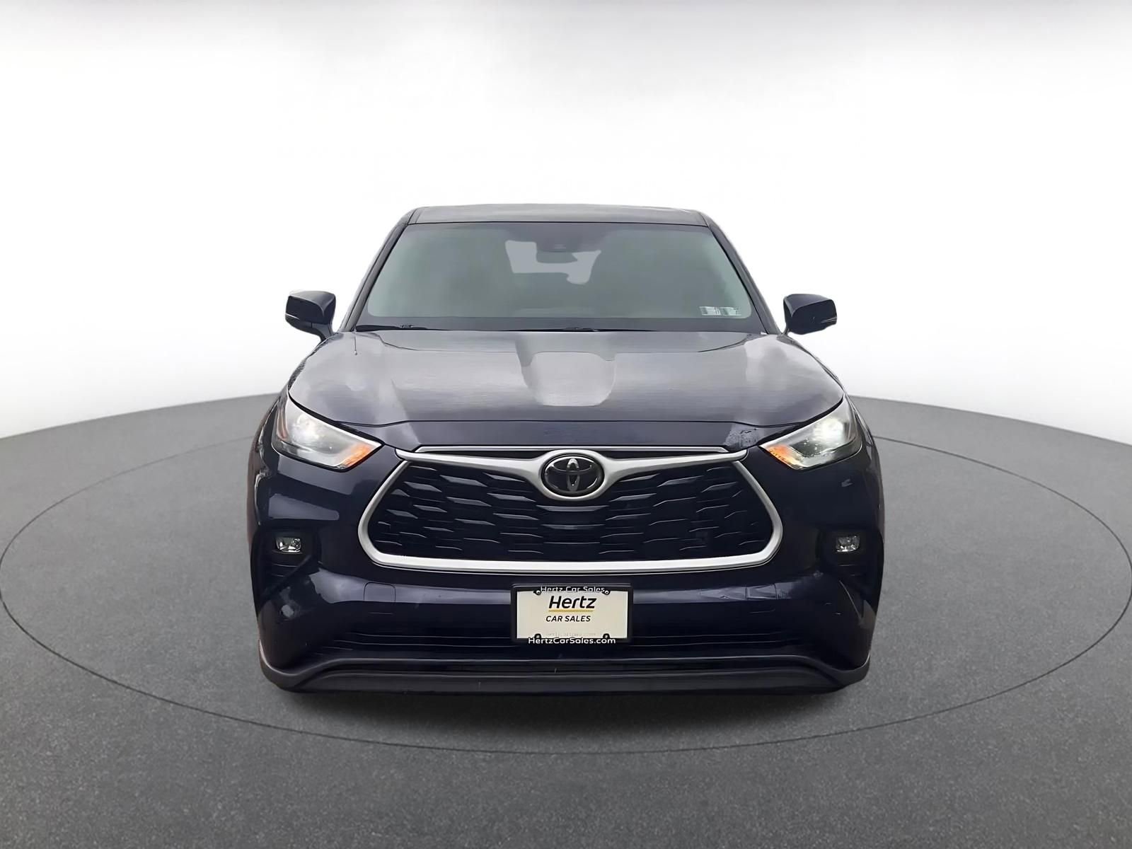 Thumbnail: 2025 Toyota Highlander - 4