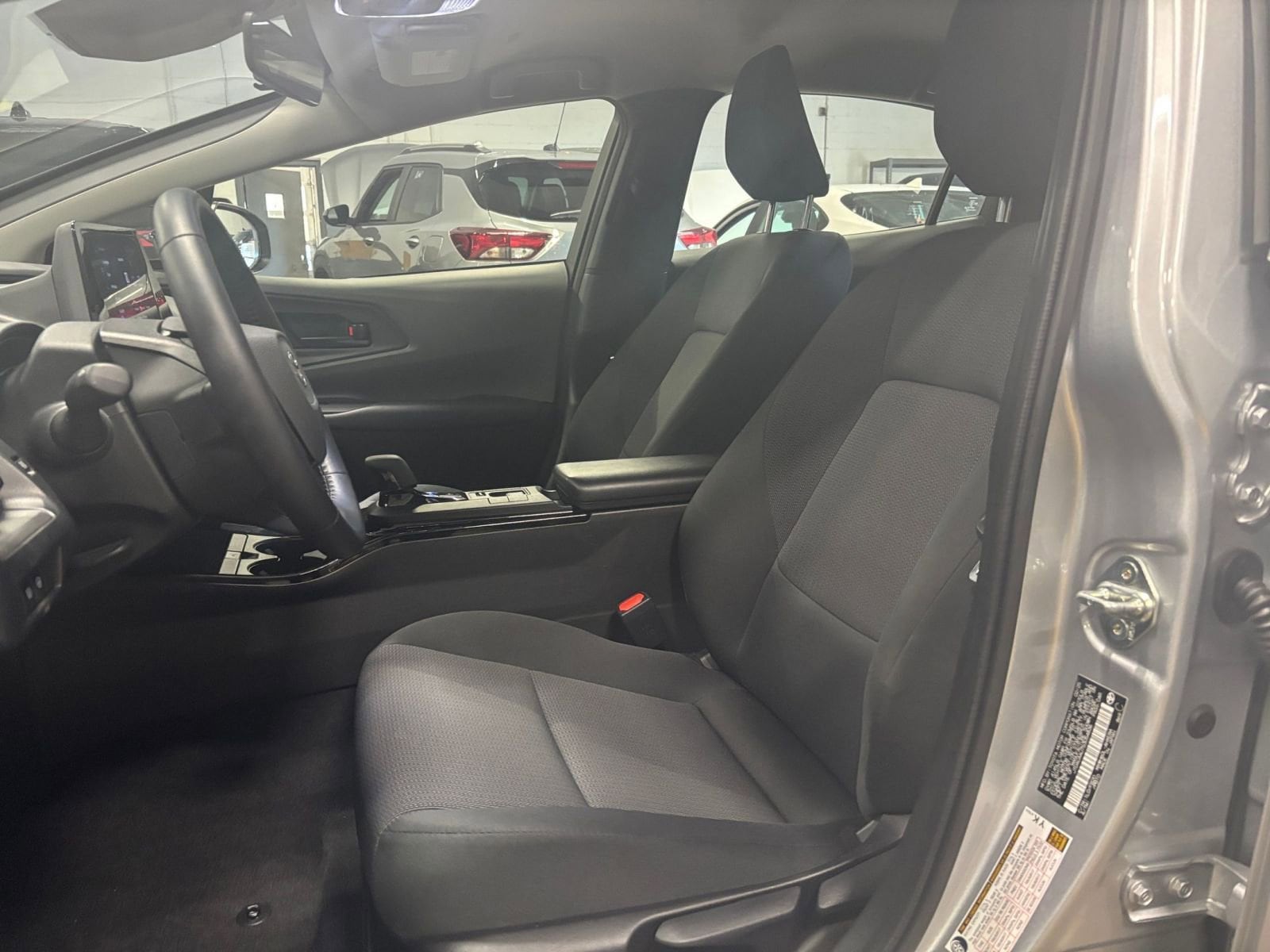 Thumbnail: 2025 Toyota Prius - 34