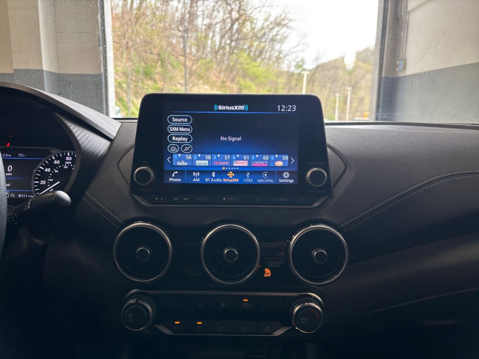 Thumbnail: 2025 Nissan Sentra - 17