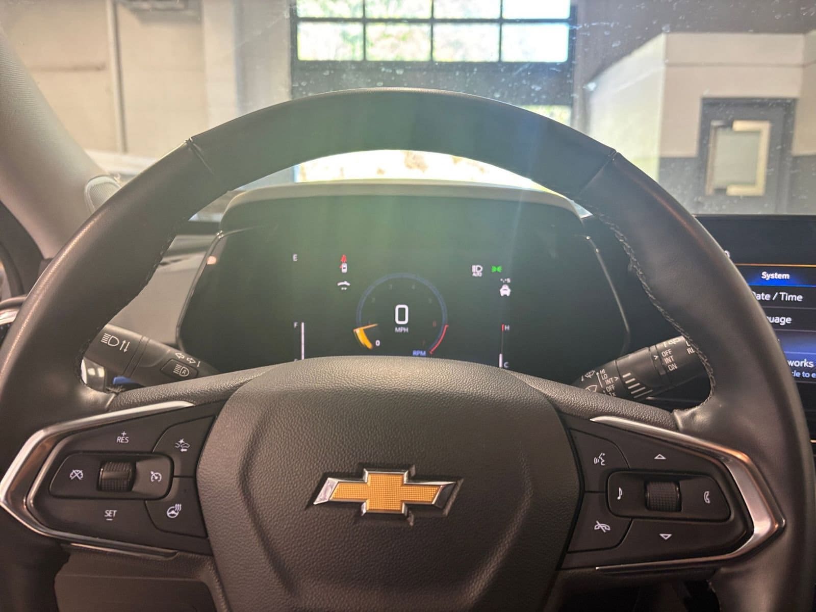Thumbnail: 2024 Chevrolet Trax - 25