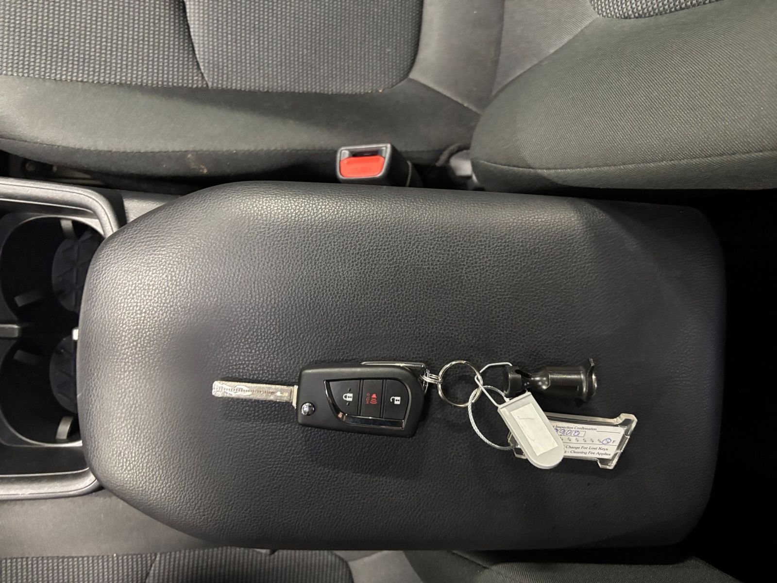 Thumbnail: 2025 Toyota RAV4 - 22