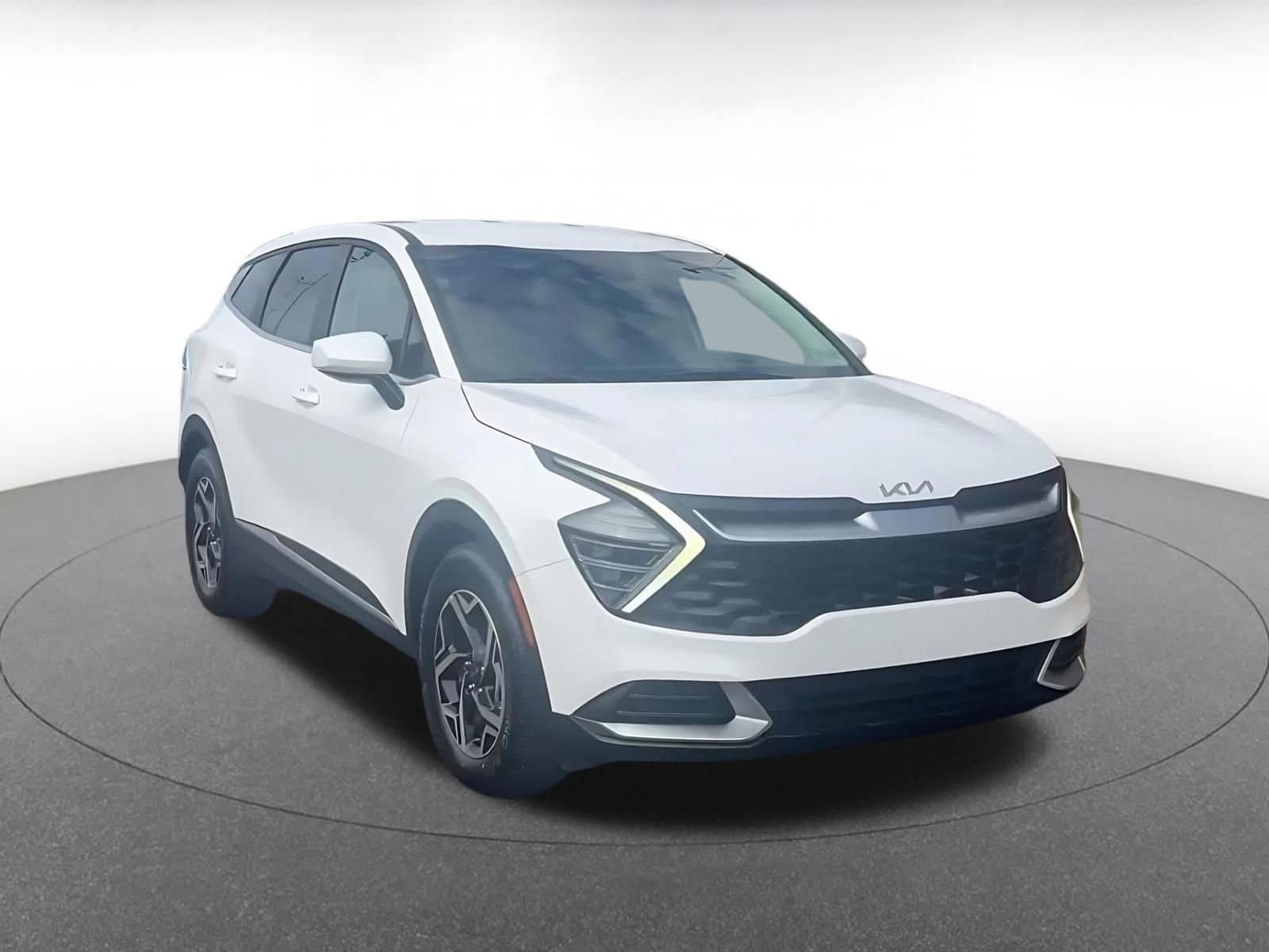 Thumbnail: 2025 Kia Sportage - 3