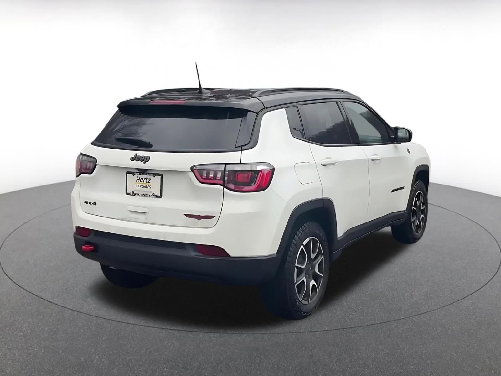 Thumbnail: 2025 Jeep Compass - 14