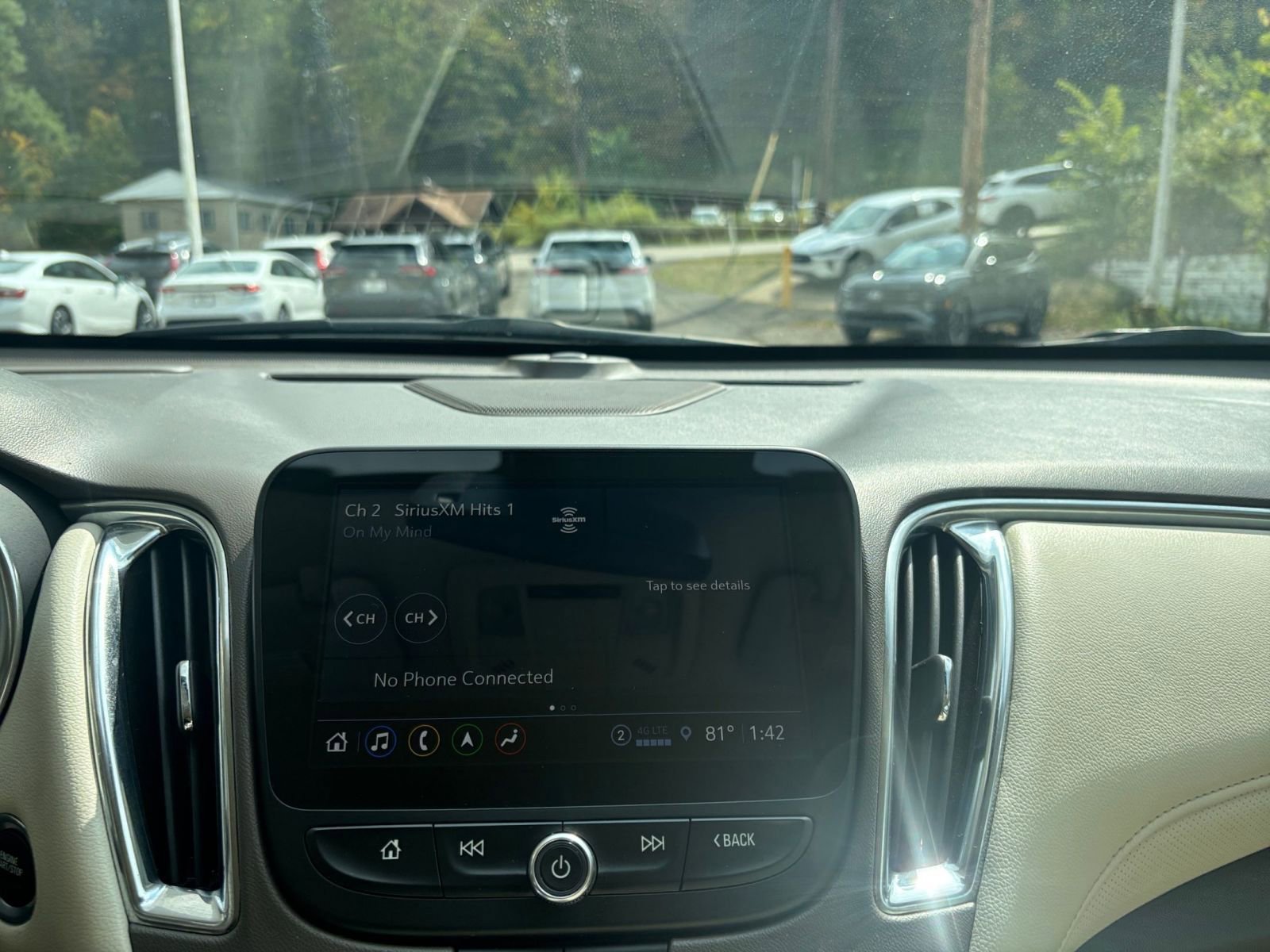 Thumbnail: 2024 Chevrolet Malibu - 21