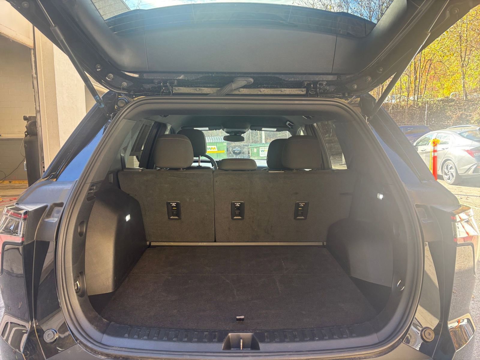 Thumbnail: 2025 Chevrolet Equinox - 30