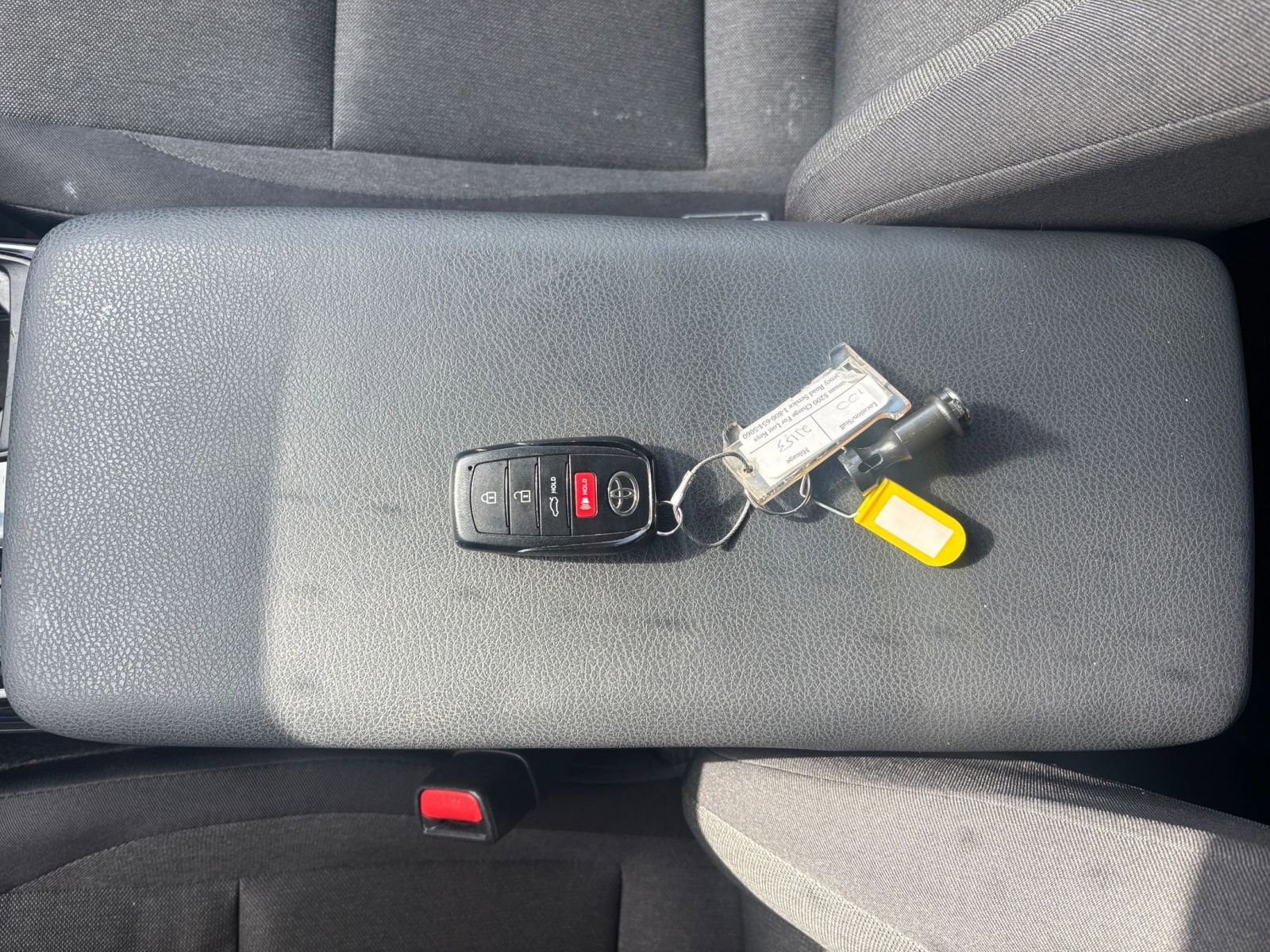 Thumbnail: 2025 Toyota Camry - 22