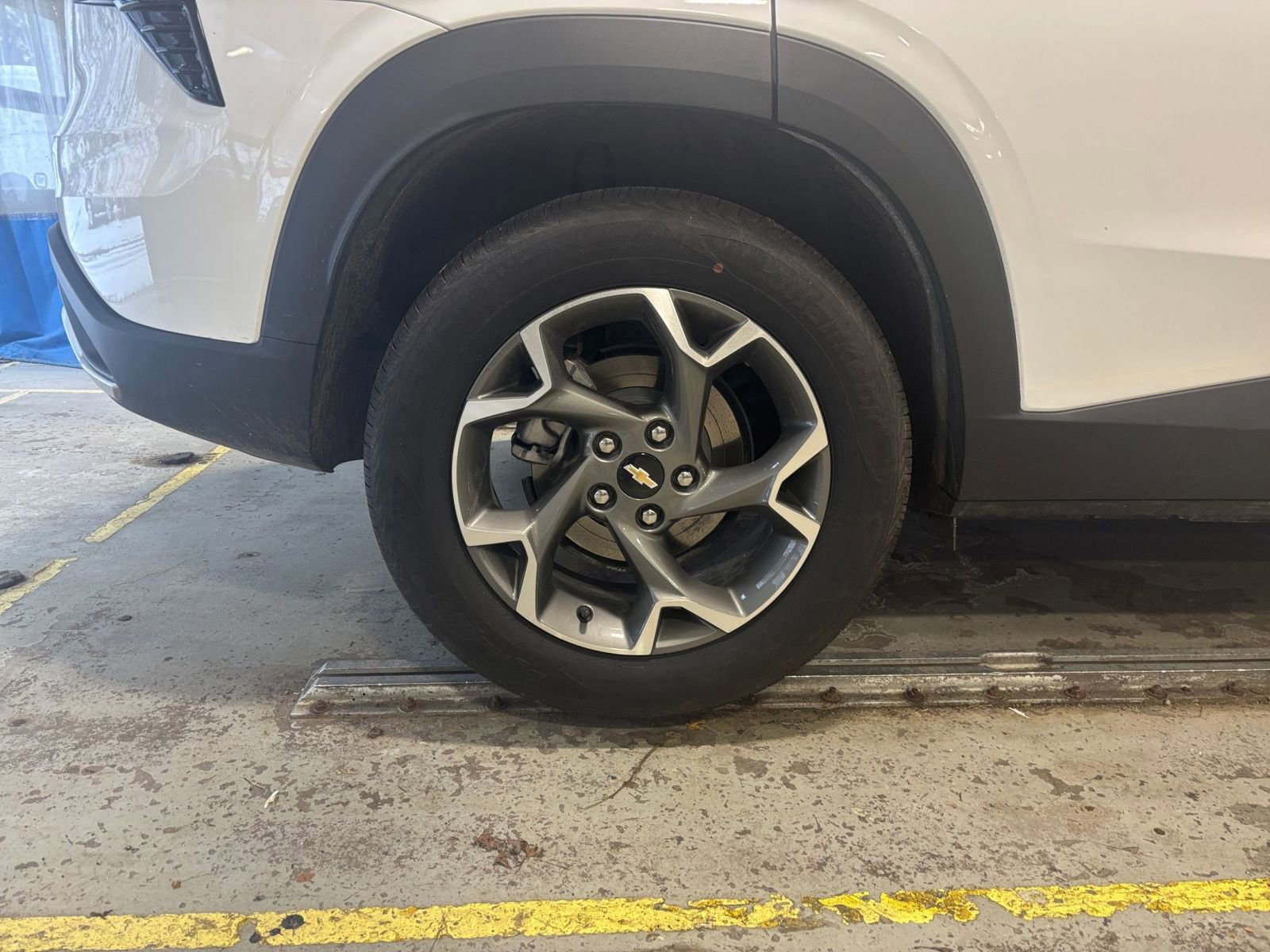 Thumbnail: 2025 Chevrolet Trax - 29