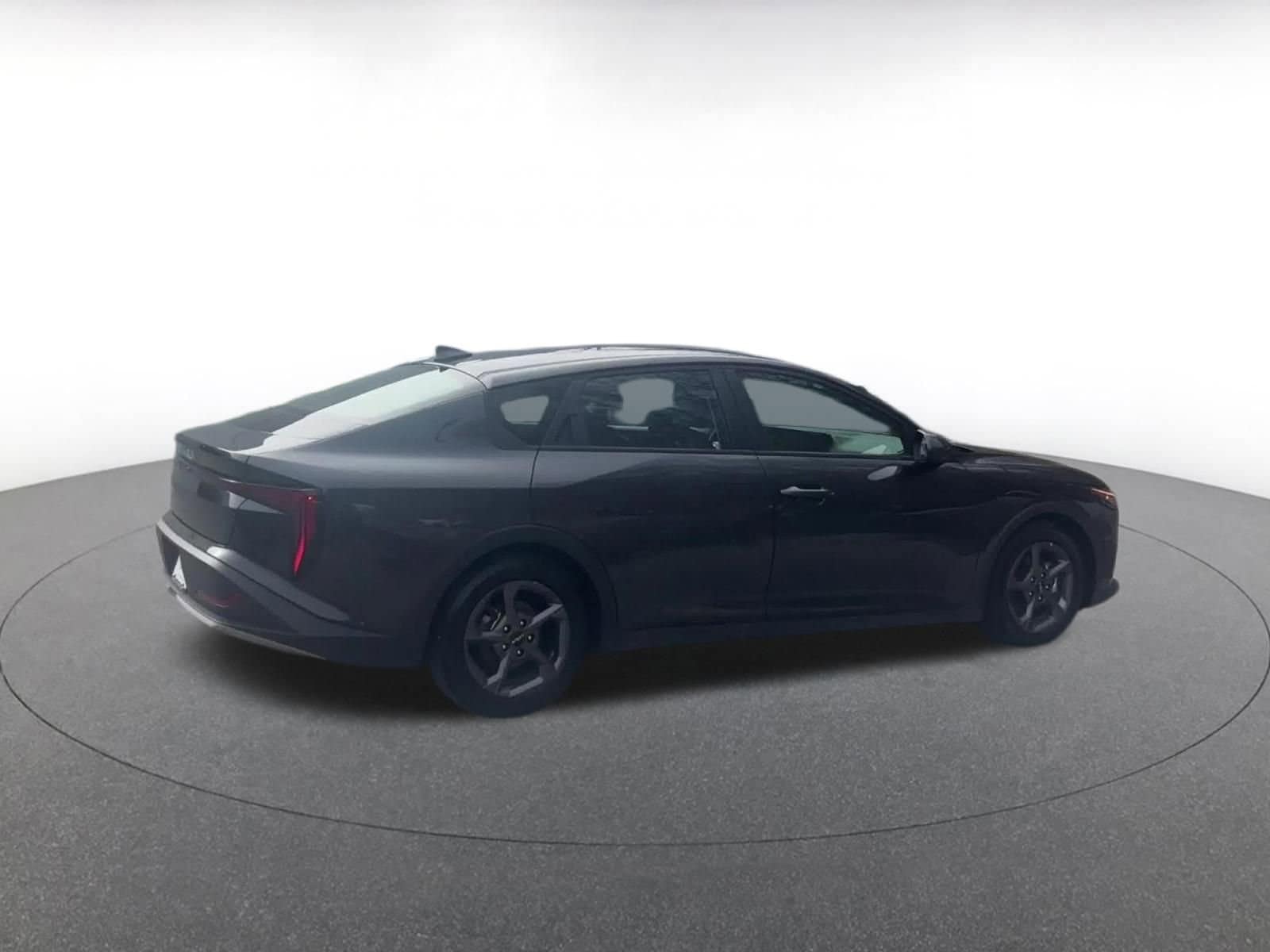 Thumbnail: 2025 Kia K4 - 14