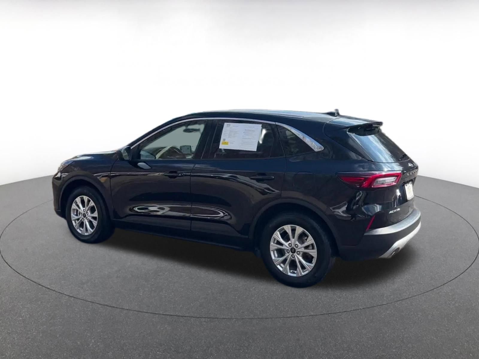 Thumbnail: 2024 Ford Escape - 10