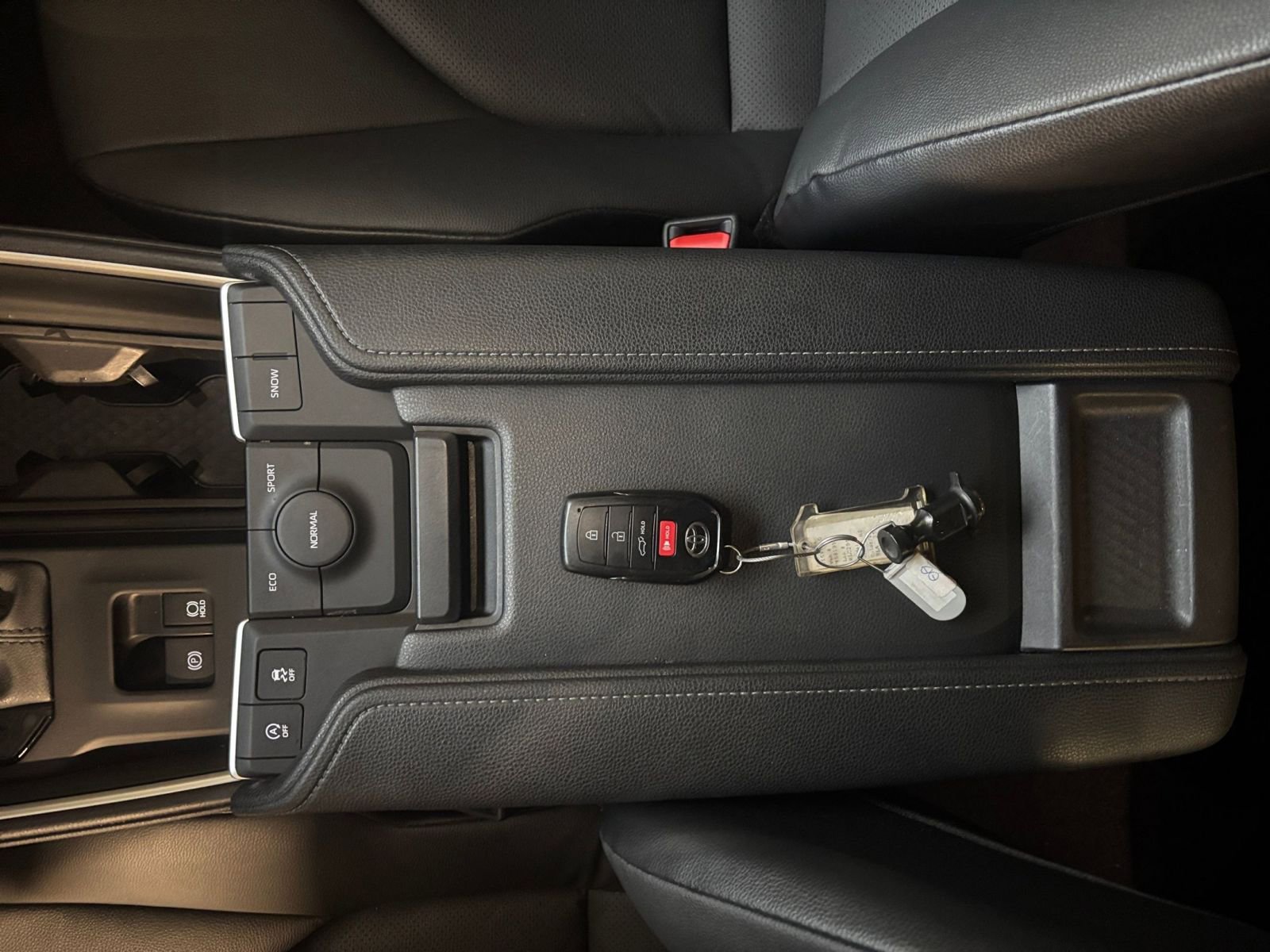 Thumbnail: 2025 Toyota Grand Highlander - 22