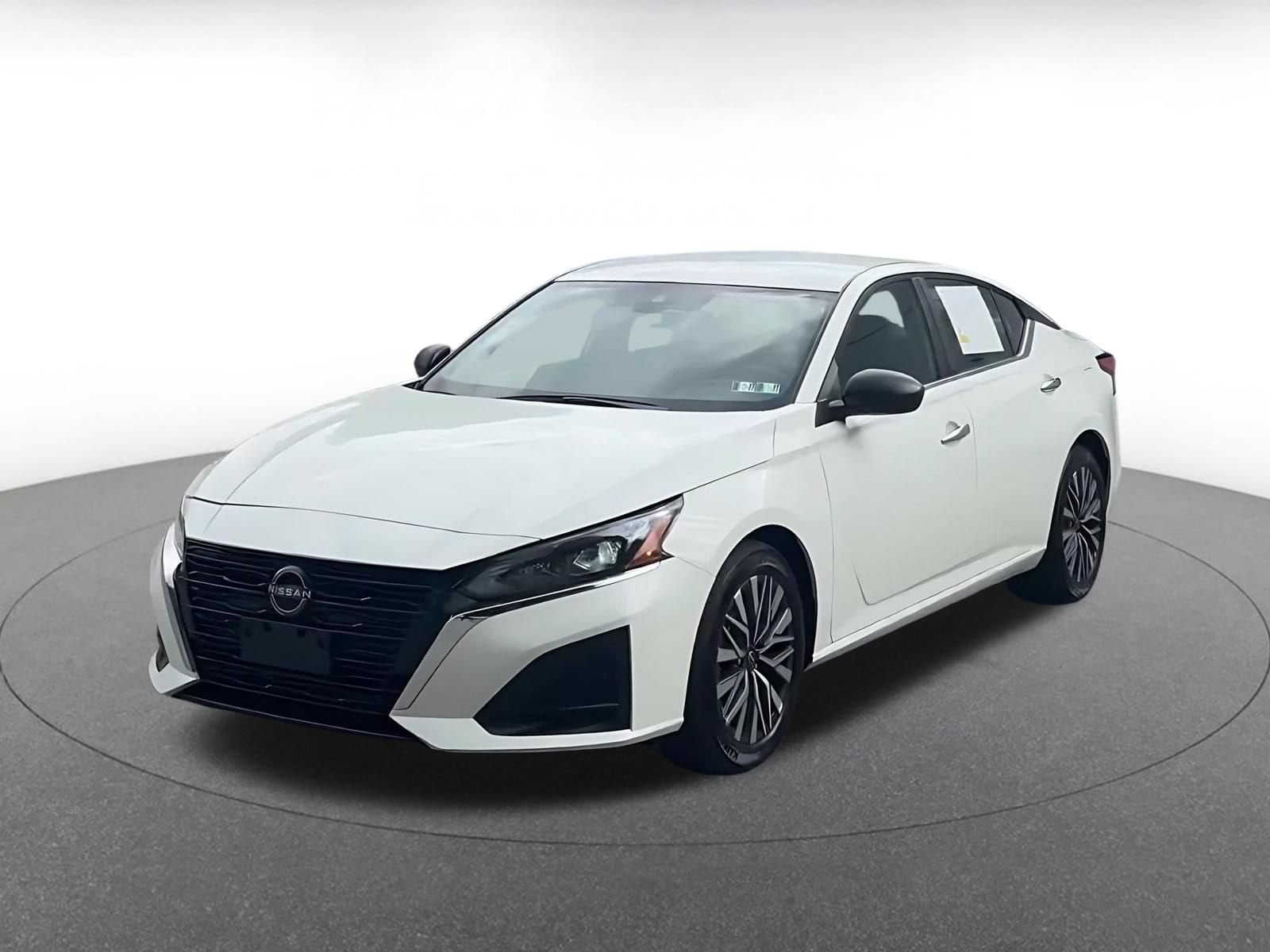 Thumbnail: 2025 Nissan Altima - 7