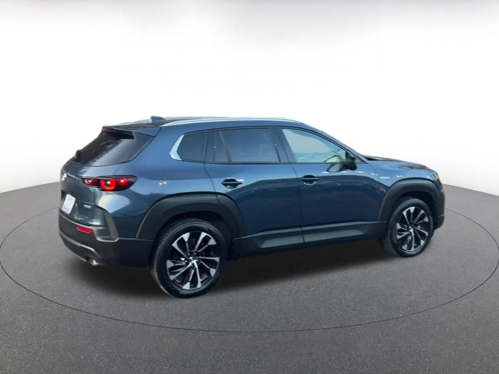 Thumbnail: 2025 Mazda CX-50 - 15