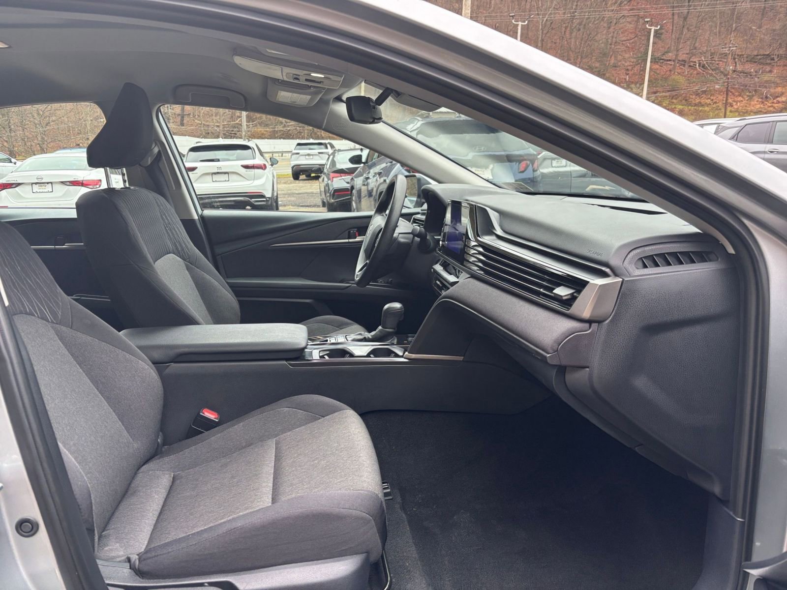 Thumbnail: 2025 Toyota Camry - 25