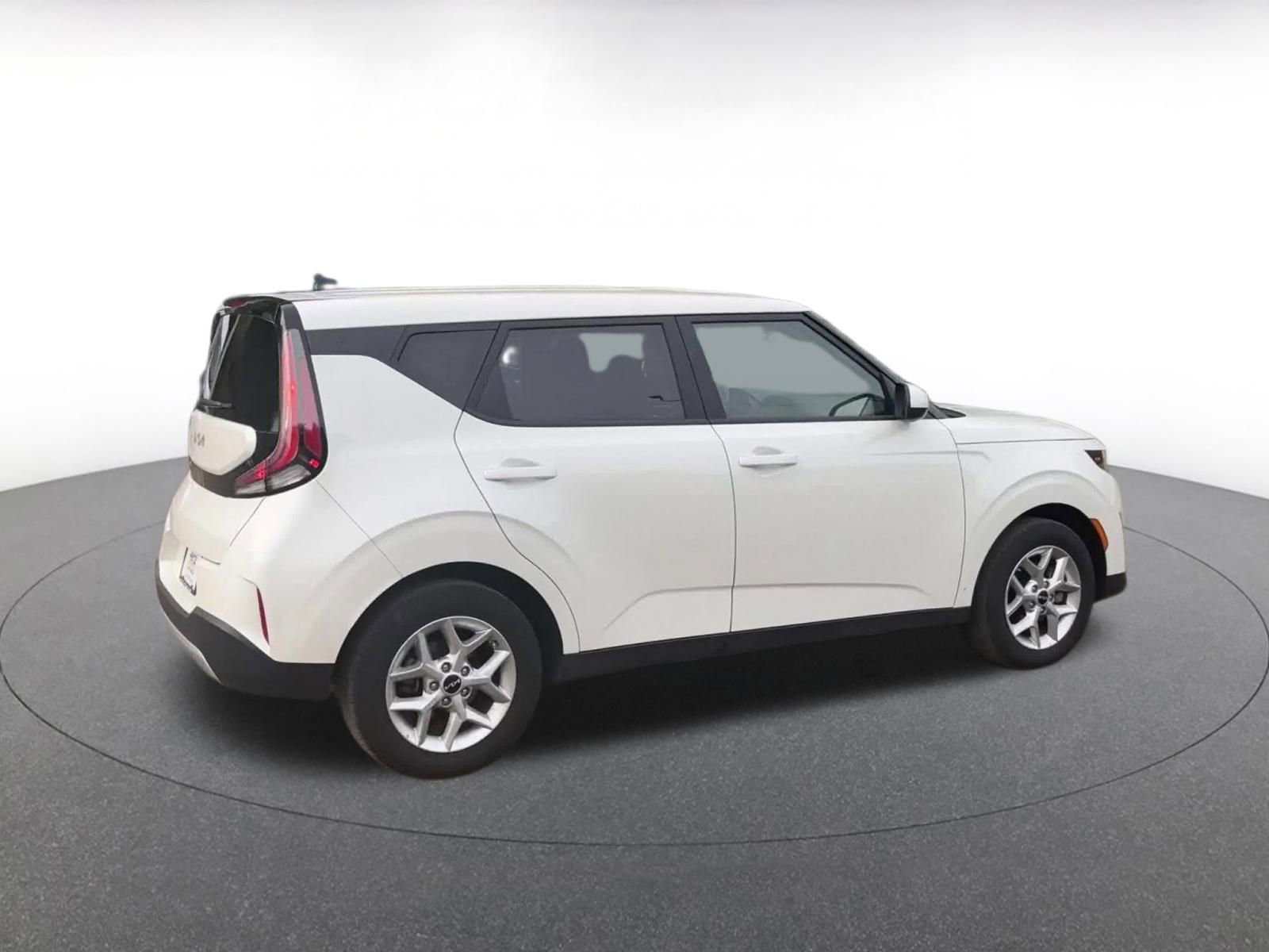 Thumbnail: 2025 Kia Soul - 16