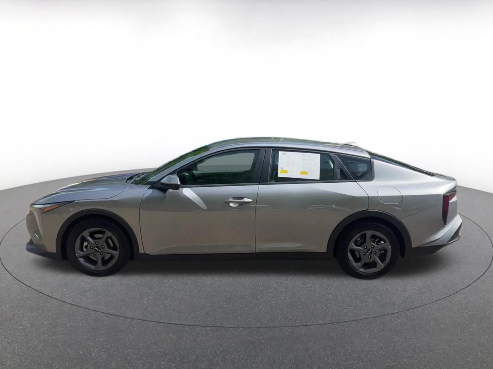 Thumbnail: 2025 Kia K4 - 9