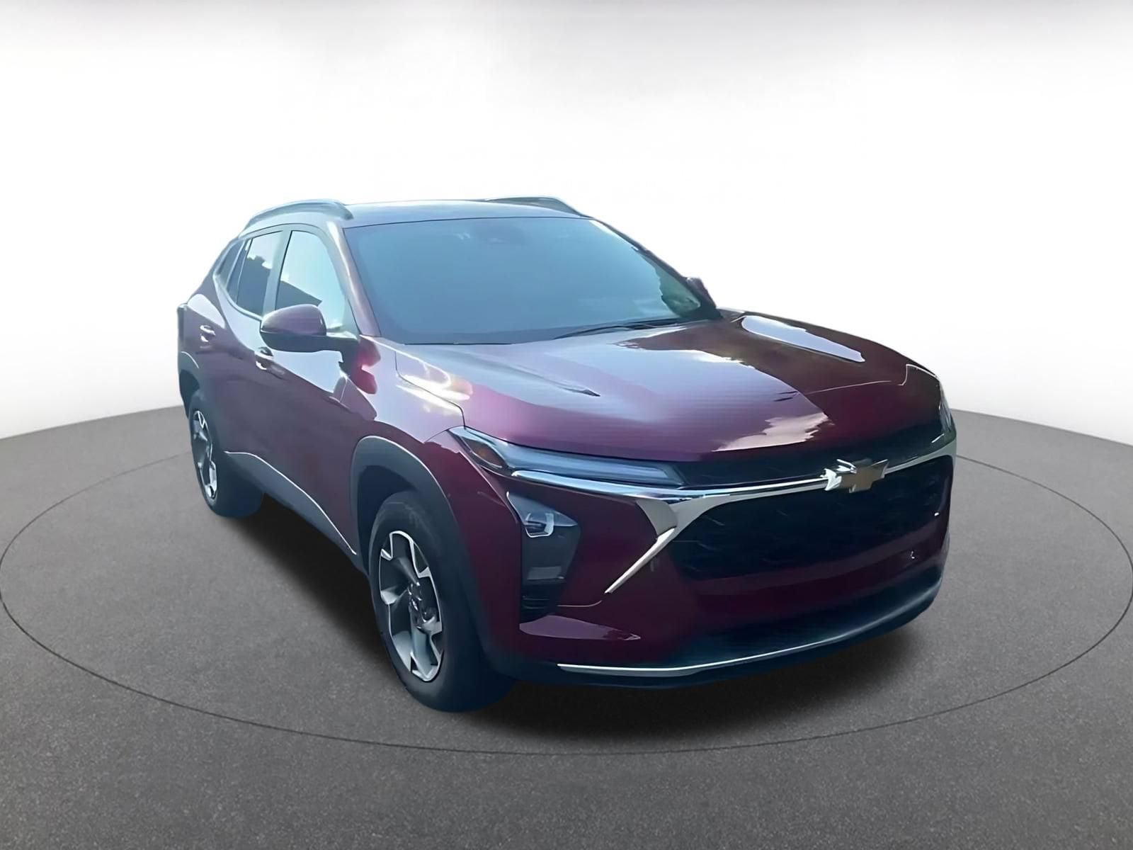 Thumbnail: 2025 Chevrolet Trax - 3