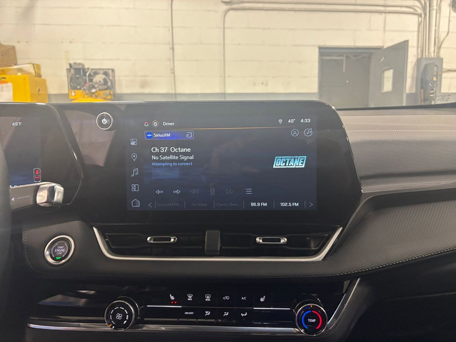 Thumbnail: 2025 Chevrolet Equinox - 18